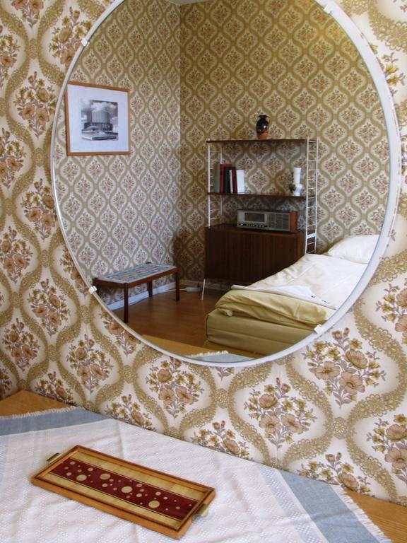 Ostel - Das Ddr Hostel Берлин Экстерьер фото